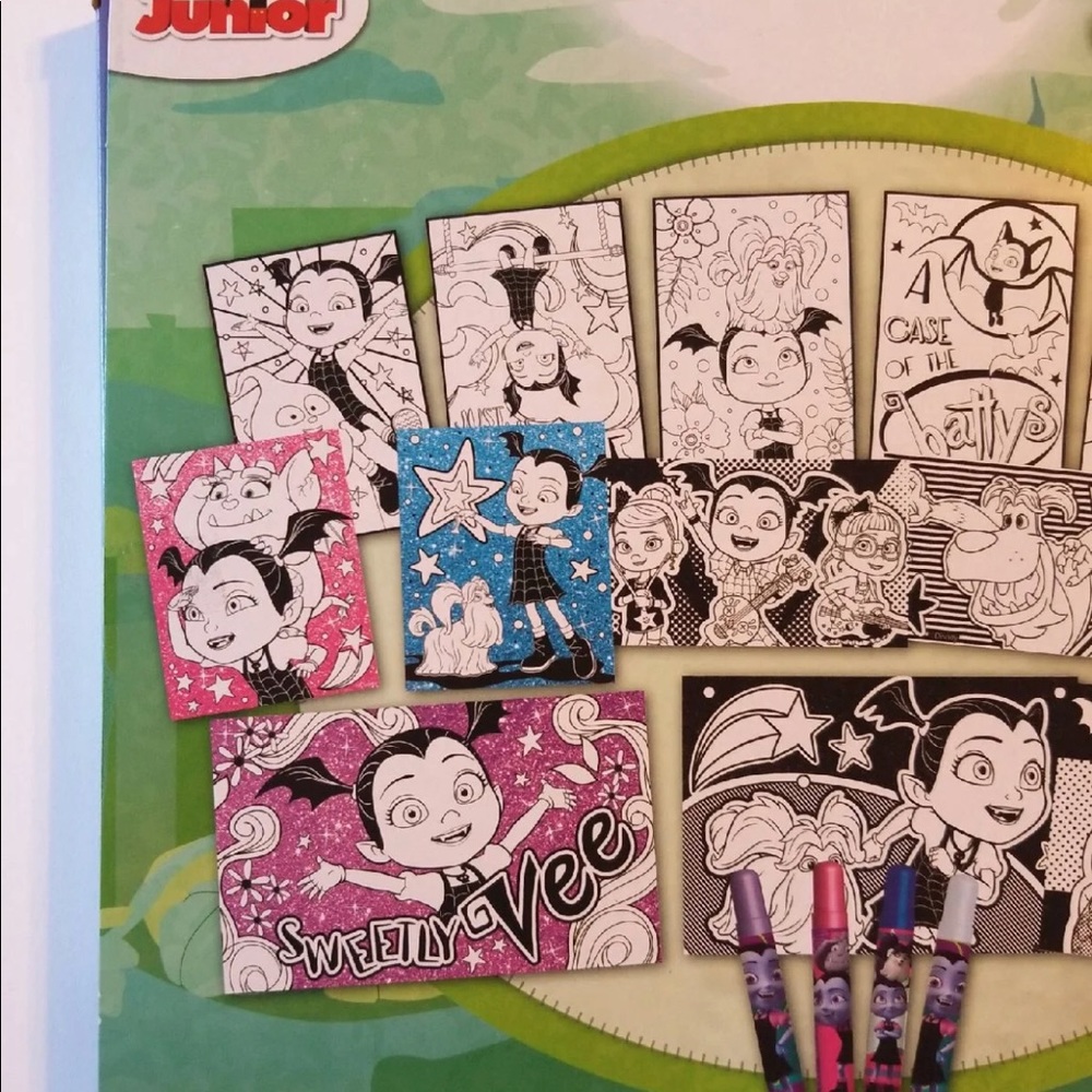 VAMPIRINA COLOR YOUR OWN 14 POSTERS SET - Picture 4 of 7